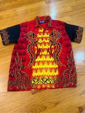 Y2K Bold Red & Yellow Dragon Flame Print Boys  Shirt Medium